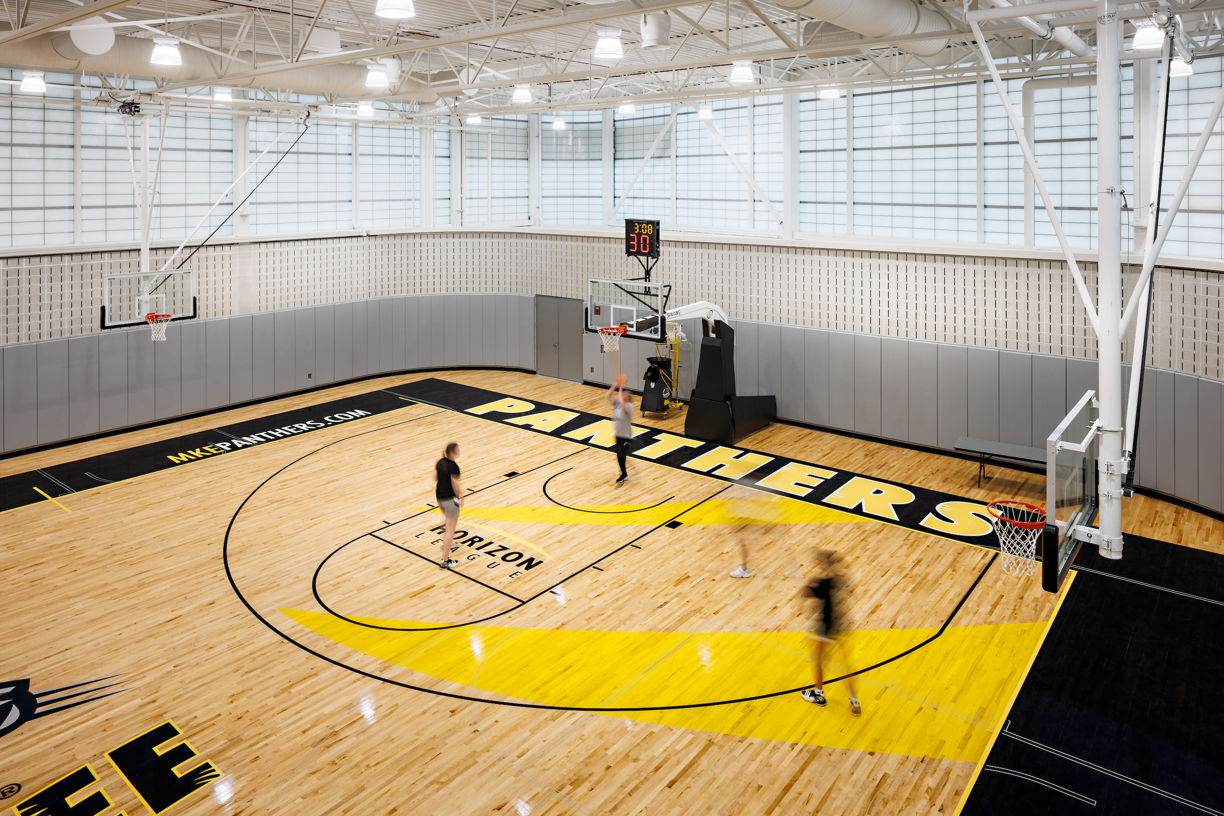 University of Wisconsin-Milwaukee Basketball Complex fitted with Acousta-Wal.